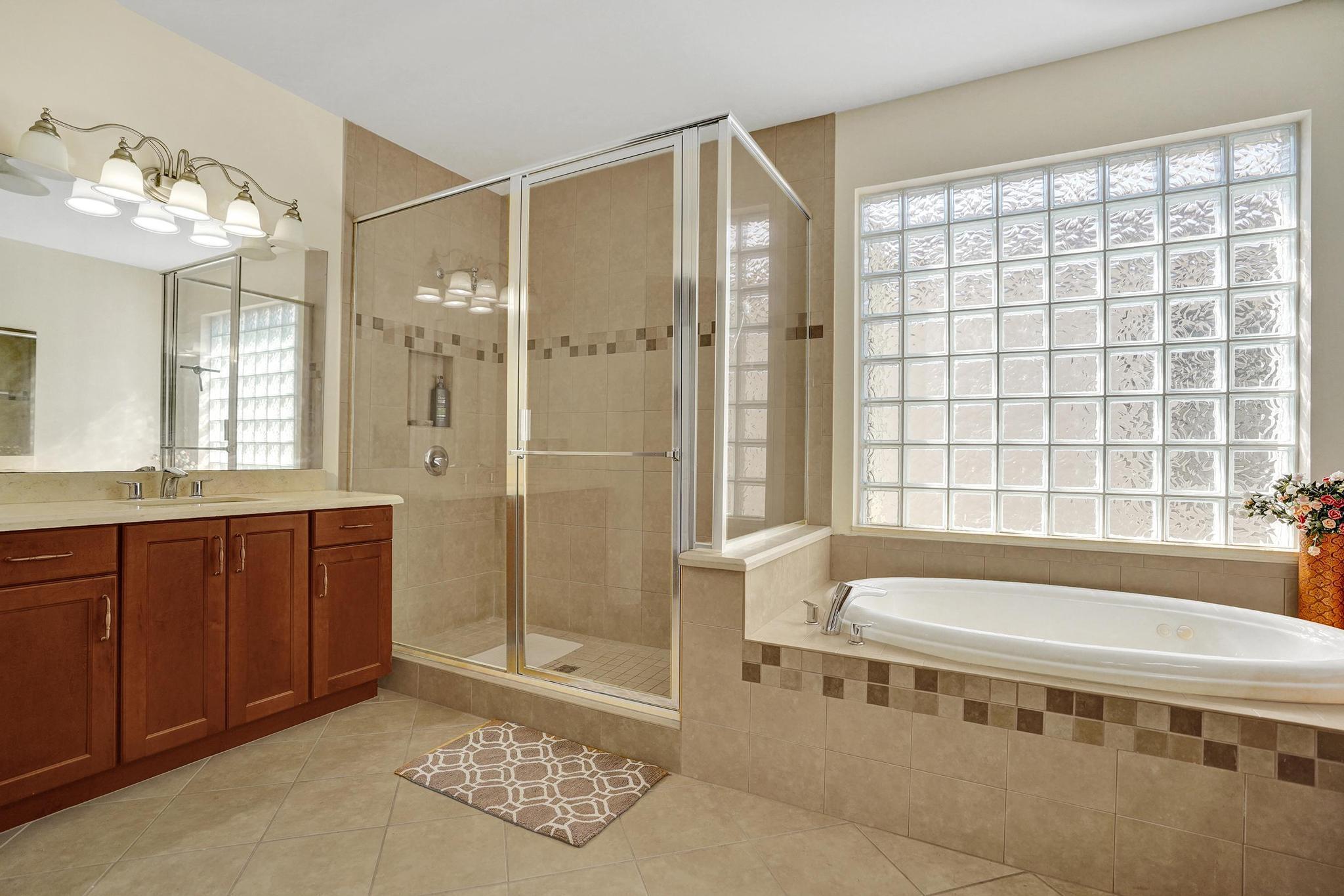 16610 Gateway Bridge Drive Delray Beach, FL 33446 - Photo 12 of 67 Primary Luxury Bath