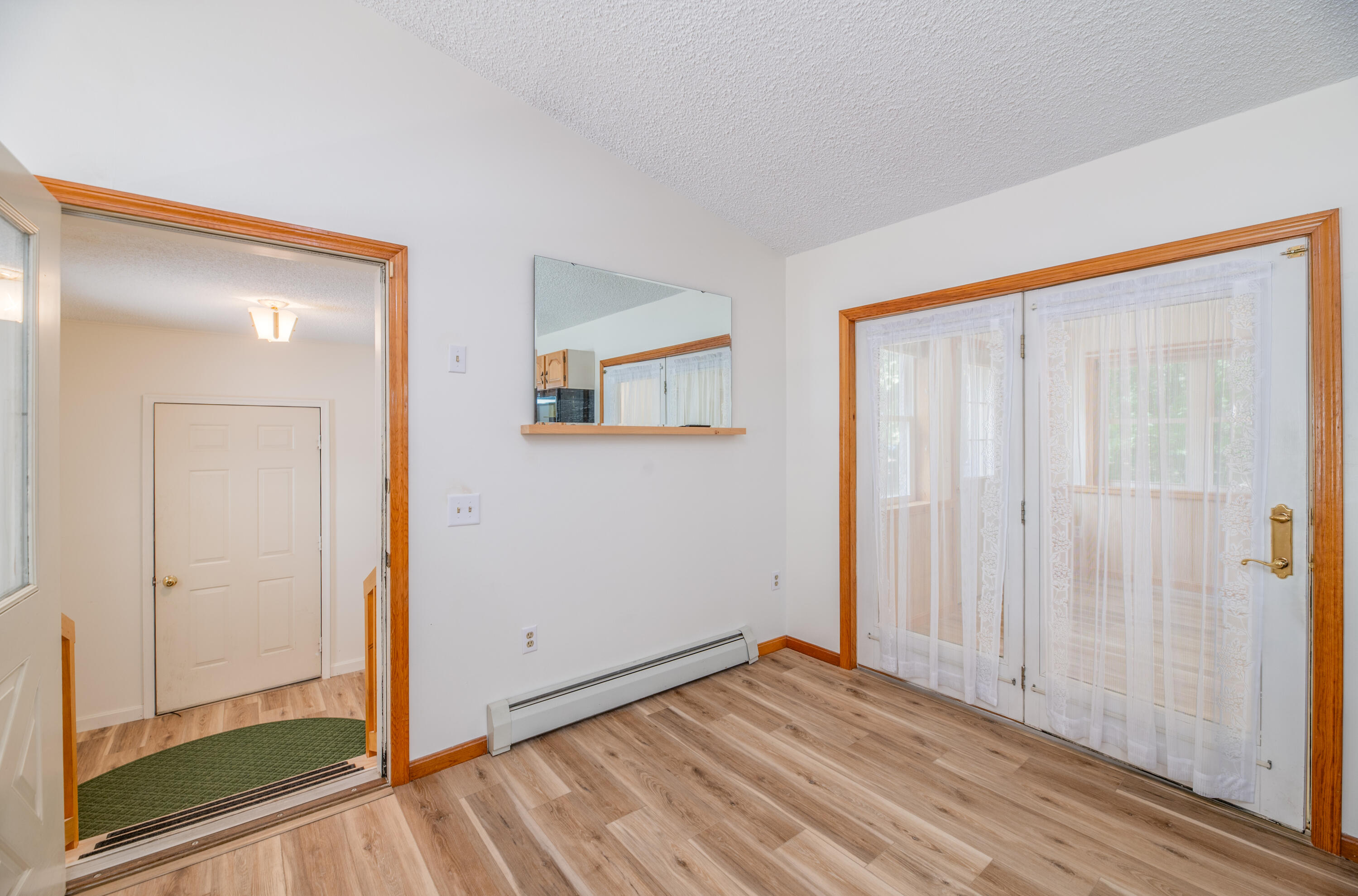 307 Lyons Road Sidney, ME 04330 - Photo 9 of 37 Interior14