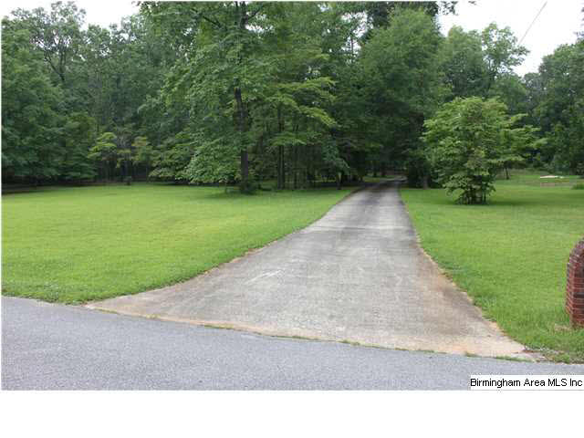 128 Chestnut Drive Alabaster, AL 35007 - Photo 2 of 22