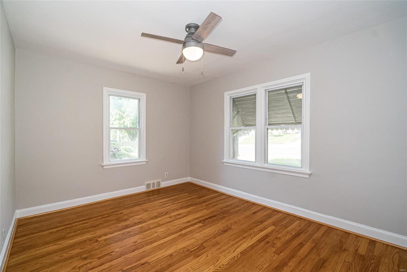 8034 MacKenzie Road St. Louis, MO 63123 - Photo 22 of 30 Gallery Image 22