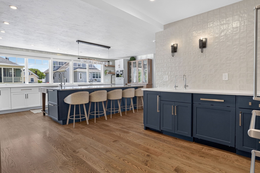 174 Bartlett Road Winthrop, MA 02152 - Photo 7 of 42