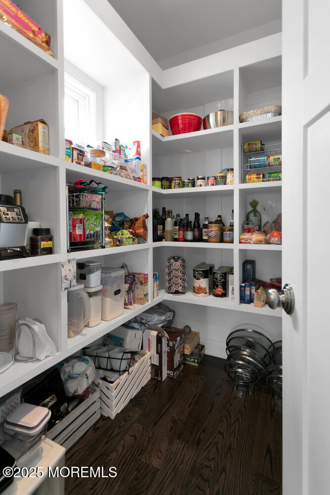 6 Pond Road Rumson, NJ 07760 - Photo 7 of 31 Pantry