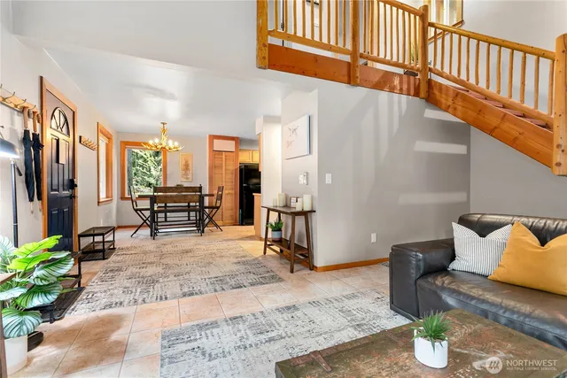 a view of livingroom with seating space