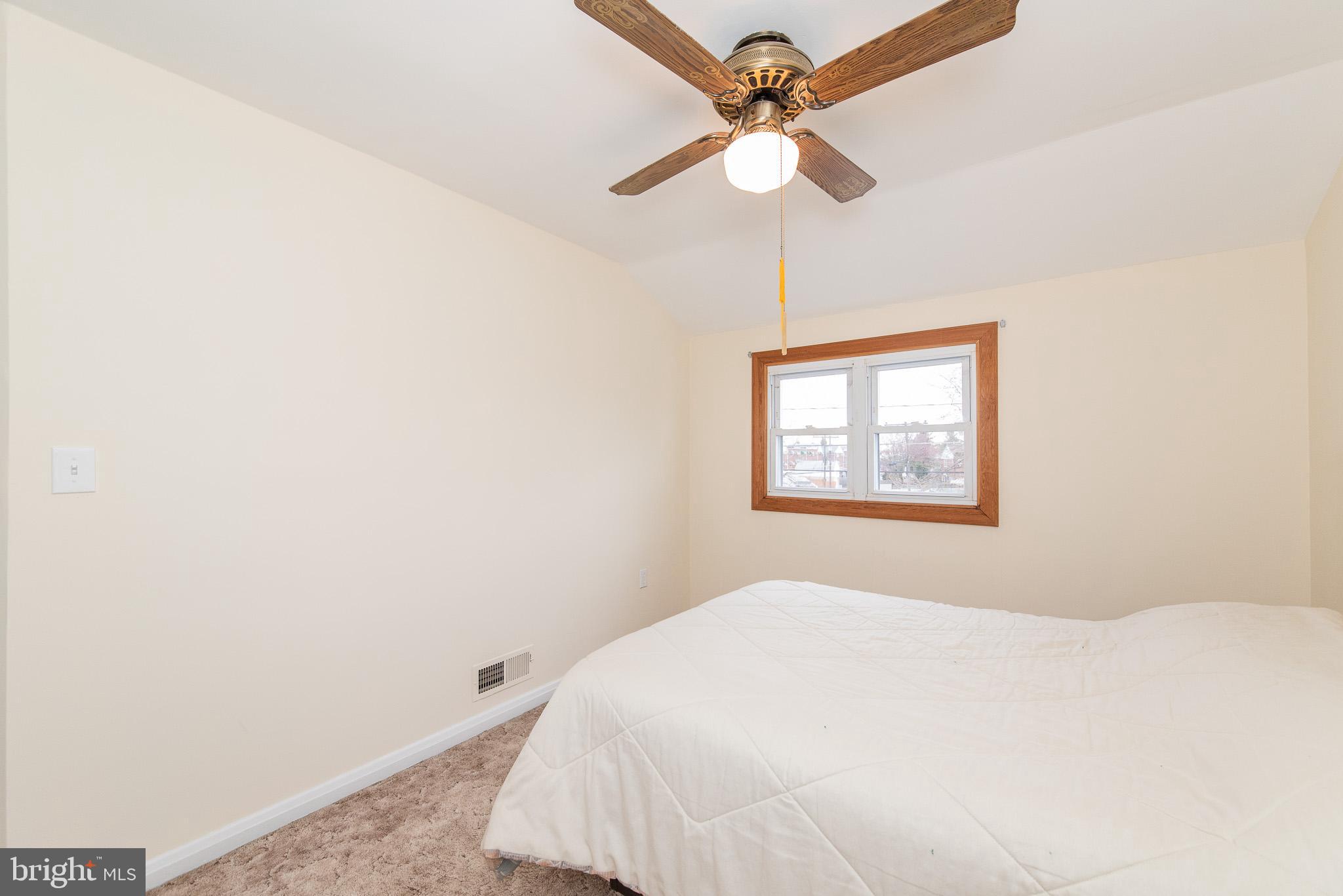 2718 Moorgate Road Baltimore, MD 21222 - Photo 23 of 39 Bed 2