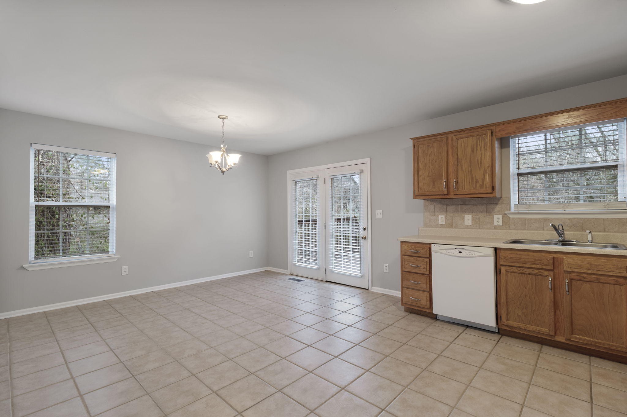 5190 Frontage Road Northwest, Unit 28 Cleveland, TN 37312 - Photo 7 of 14 07_5190+Frontage+Rd+NW+Cleveland-6-WebQu