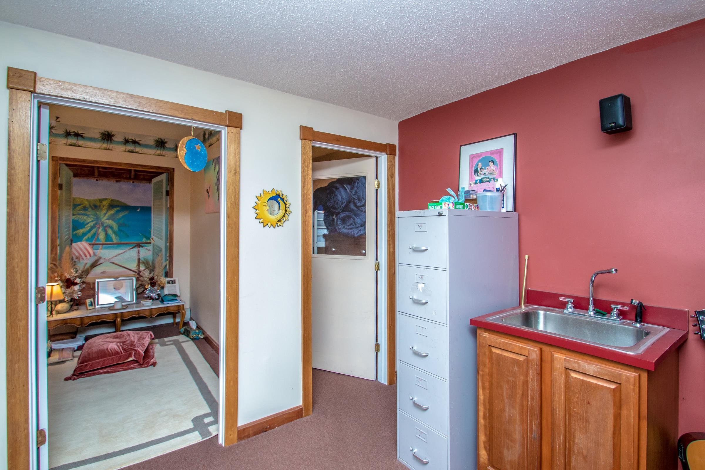 64 Main Street Gorham, NH 03581 - Photo 7 of 40