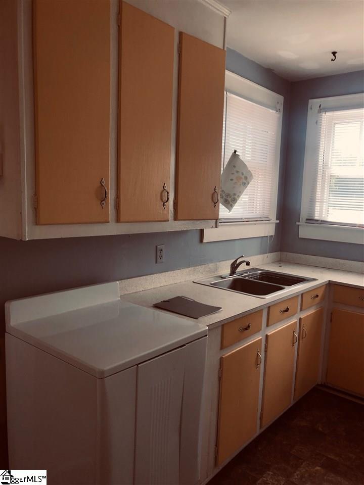 210 South Franklin Road Greenville, SC 29609 - Photo 6 of 16 Gallery Image 6