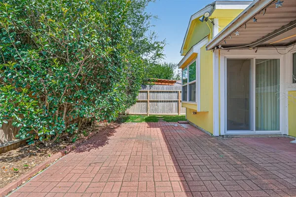 $1,700 | 11525 Teaside Drive, Houston, TX 77066