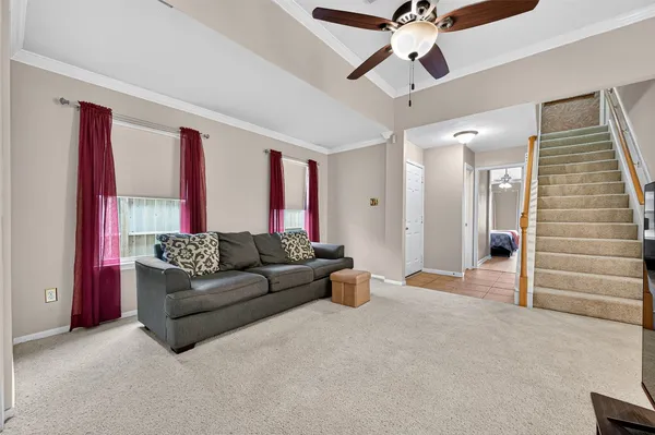 $1,700 | 11525 Teaside Drive, Houston, TX 77066