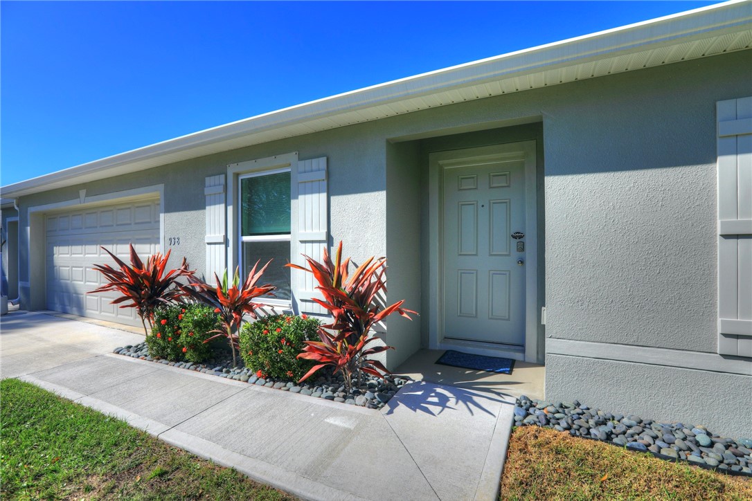 938 Clearmont Street Sebastian, FL 32958 - Photo 3 of 36