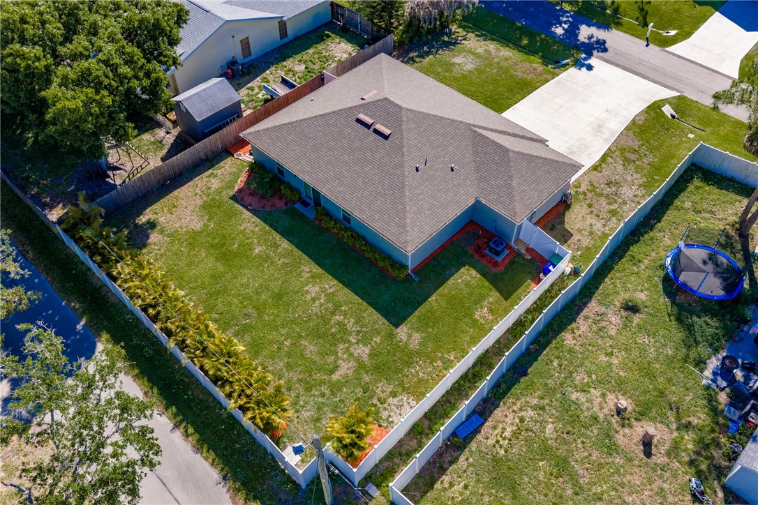 938 Clearmont Street Sebastian, FL 32958 - Photo 35 of 36 an aerial view of a house