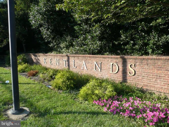 333 Little Quarry Road Gaithersburg, MD 20878 - Photo 14 of 19 Community Amenities 1