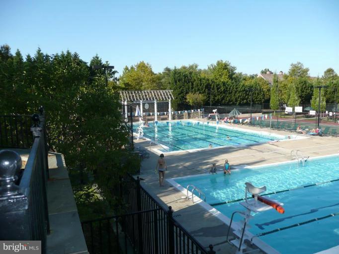 333 Little Quarry Road Gaithersburg, MD 20878 - Photo 17 of 19 Community Amenities 4