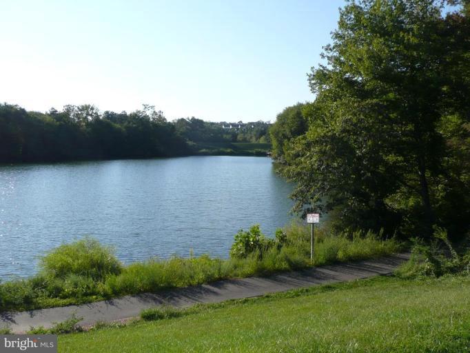 333 Little Quarry Road Gaithersburg, MD 20878 - Photo 19 of 19 Community Amenities 6
