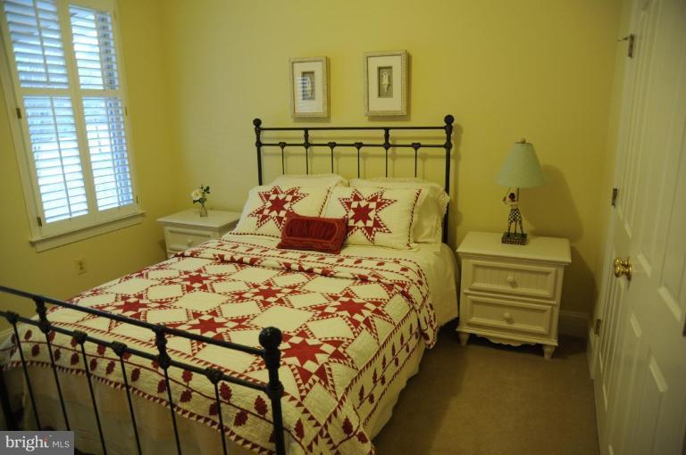 333 Little Quarry Road Gaithersburg, MD 20878 - Photo 10 of 19 Bedroom #2