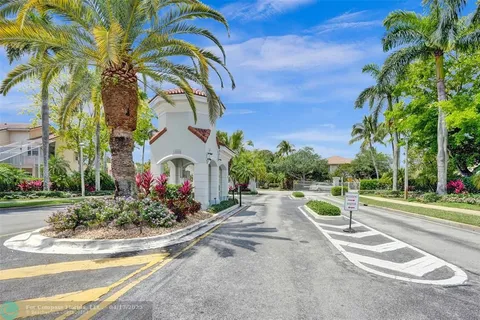 $585,000 | 12652 Northwest 6th Court, Coral Springs, FL 33071