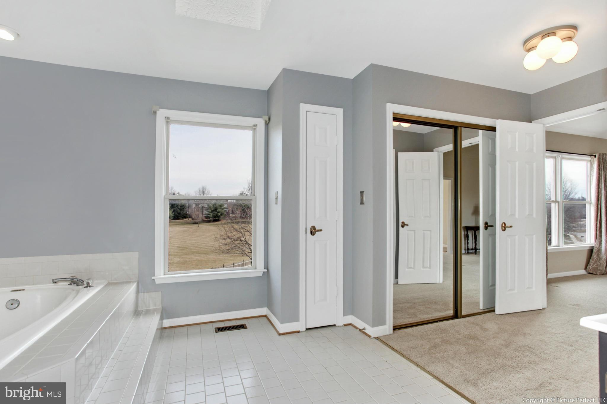9027 Spring Valley Drive Frederick, MD 21701 - Photo 21 of 30 Bath (Master)