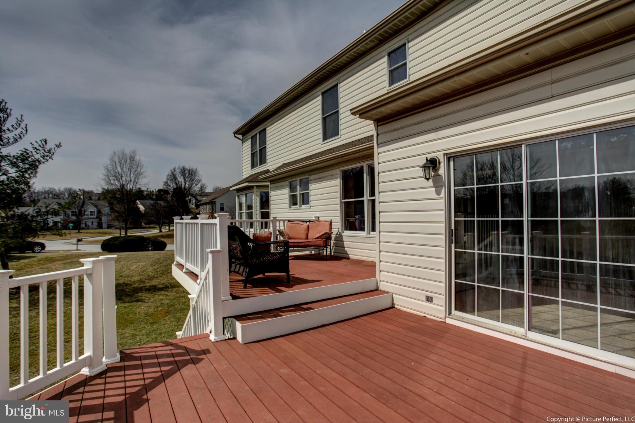 9027 Spring Valley Drive Frederick, MD 21701 - Photo 5 of 30 Exterior (Rear)