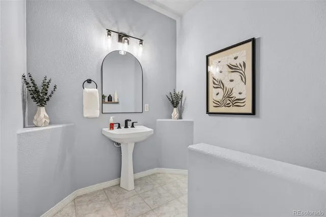 $1,250,000 | 8555 Green Island Circle, Lone Tree, CO 80124