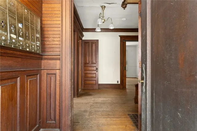 $300,000 | 2 Thayer Street, Rochester, NY 14607