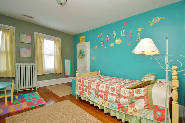1911 Sheffield Road Southwest Roanoke, VA 24015 - Photo 21 of 31 BEDROOM 2