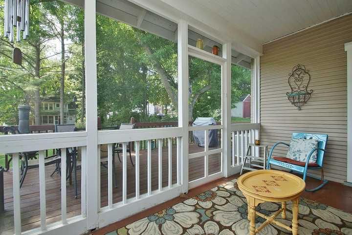 1911 Sheffield Road Southwest Roanoke, VA 24015 - Photo 27 of 31 SCREENED PORCH 2