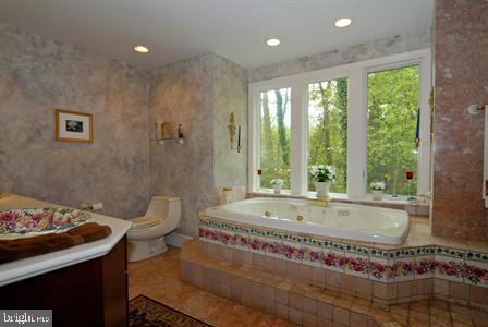 902 Dorsea Road Lancaster, PA 17601 - Photo 16 of 22 Gallery Image 16