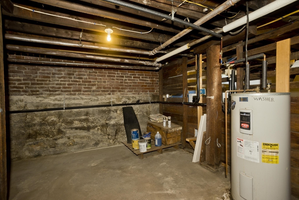 11 Lyman Road, Unit A Northampton, MA 01060 - Photo 26 of 33 Gallery Image 26