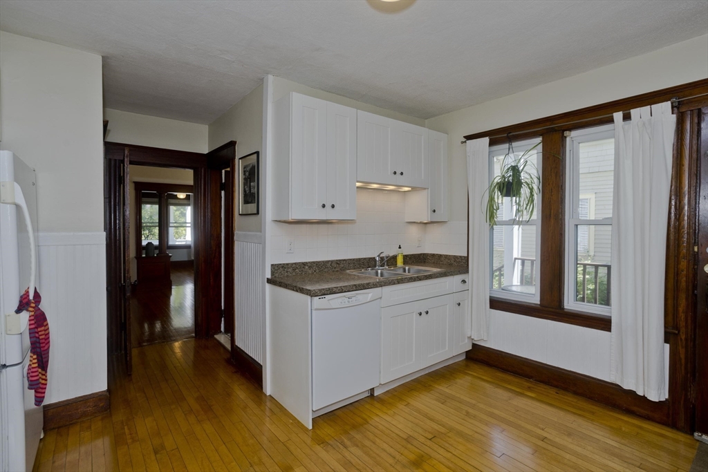 11 Lyman Road, Unit A Northampton, MA 01060 - Photo 6 of 33 Gallery Image 6
