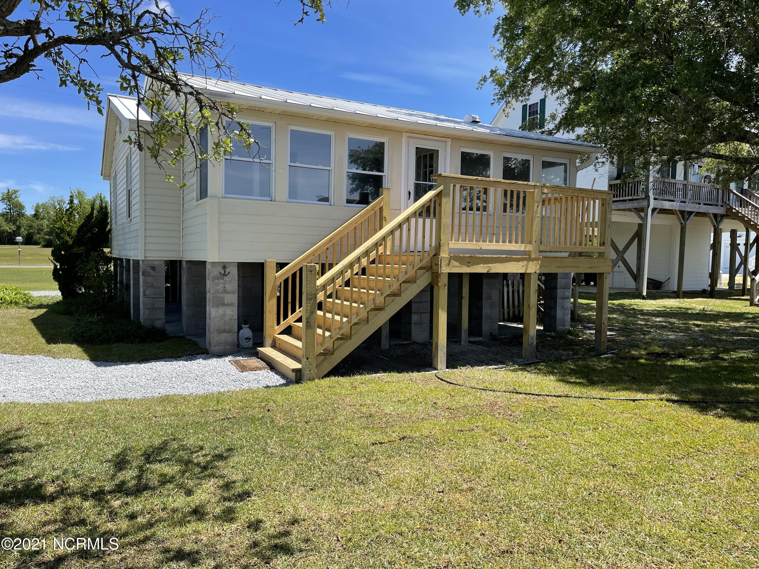 162 Sewell Road Swansboro, NC 28584 - Photo 11 of 26 11
