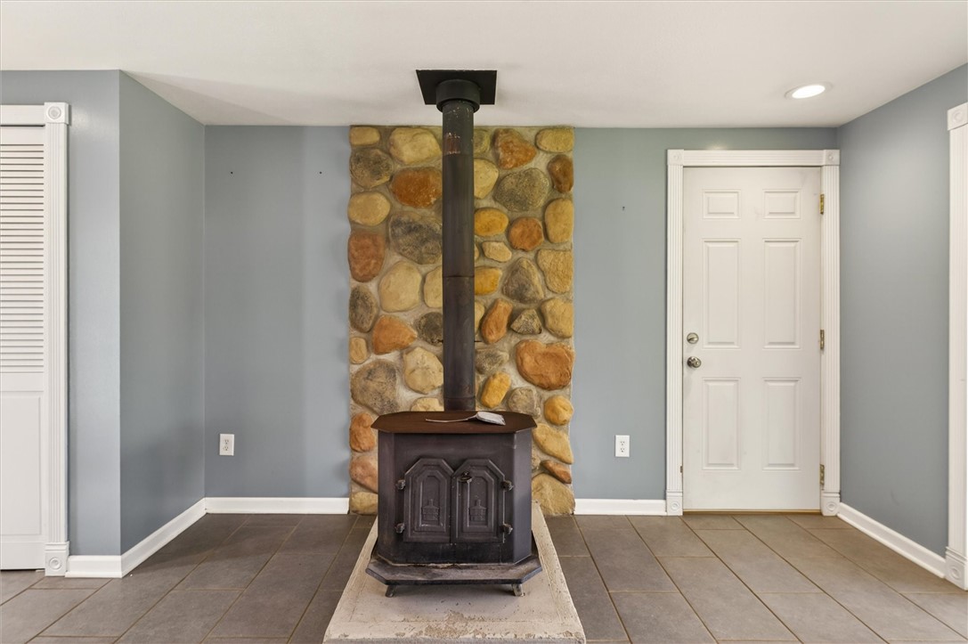 267 Valiant Drive Henrietta, NY 14623 - Photo 23 of 43