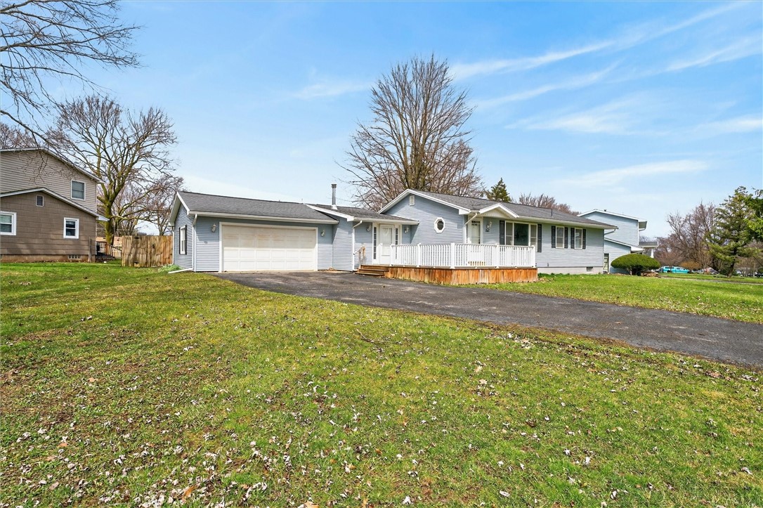 267 Valiant Drive Henrietta, NY 14623 - Photo 3 of 43