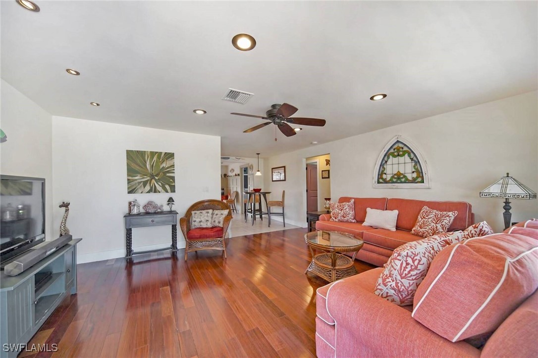 3613 Ruby Avenue St. James City, FL 33956 - Photo 4 of 31