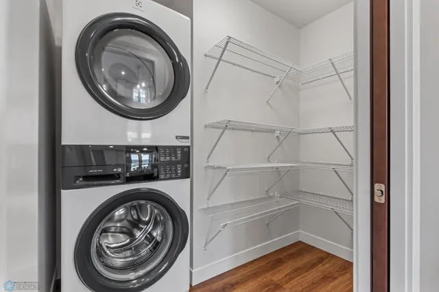 $468,900 | 2330 30th Avenue South, Fargo, ND 58103