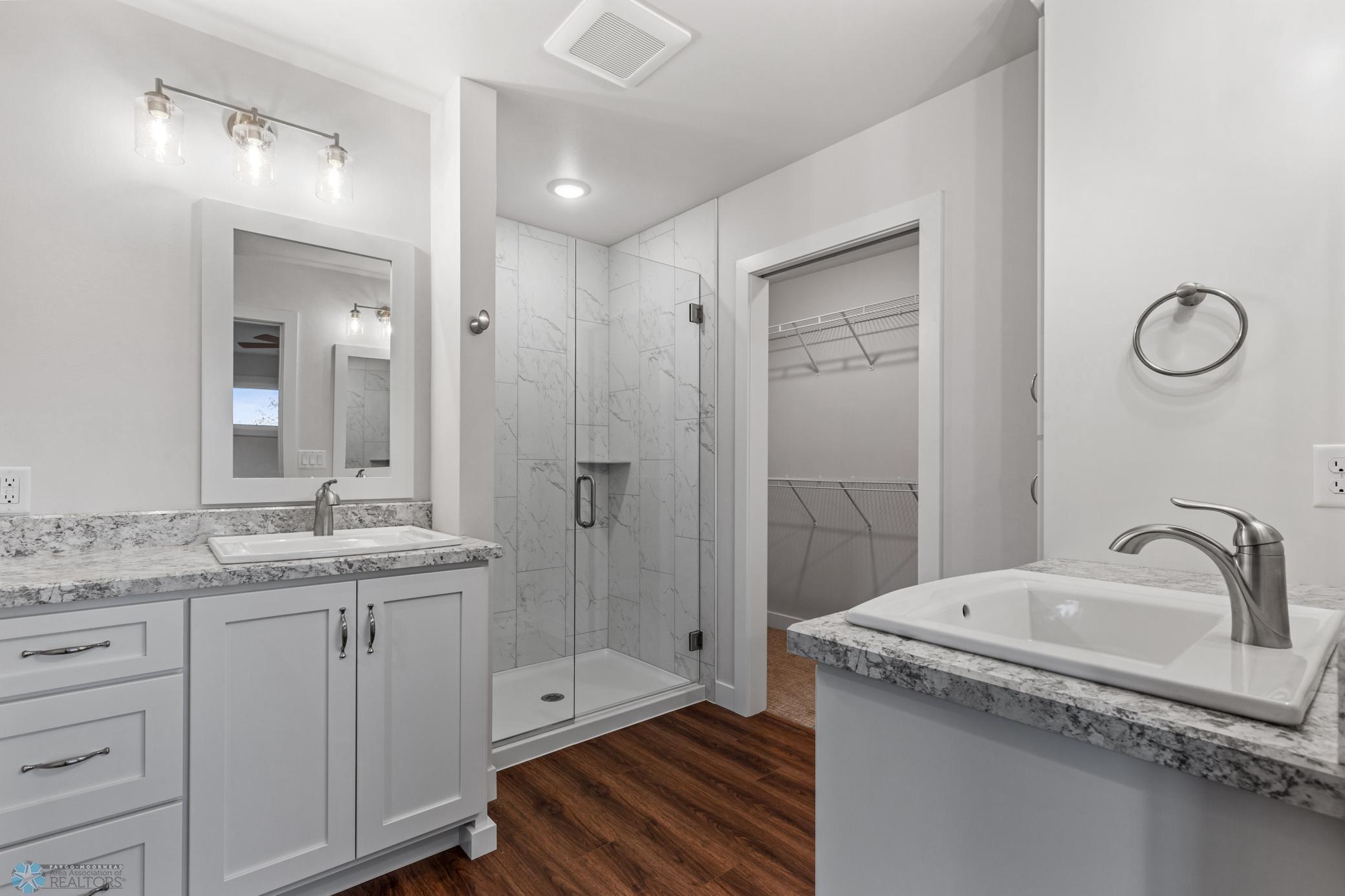 2330 30th Avenue South Fargo, ND 58103 - Photo 19 of 27