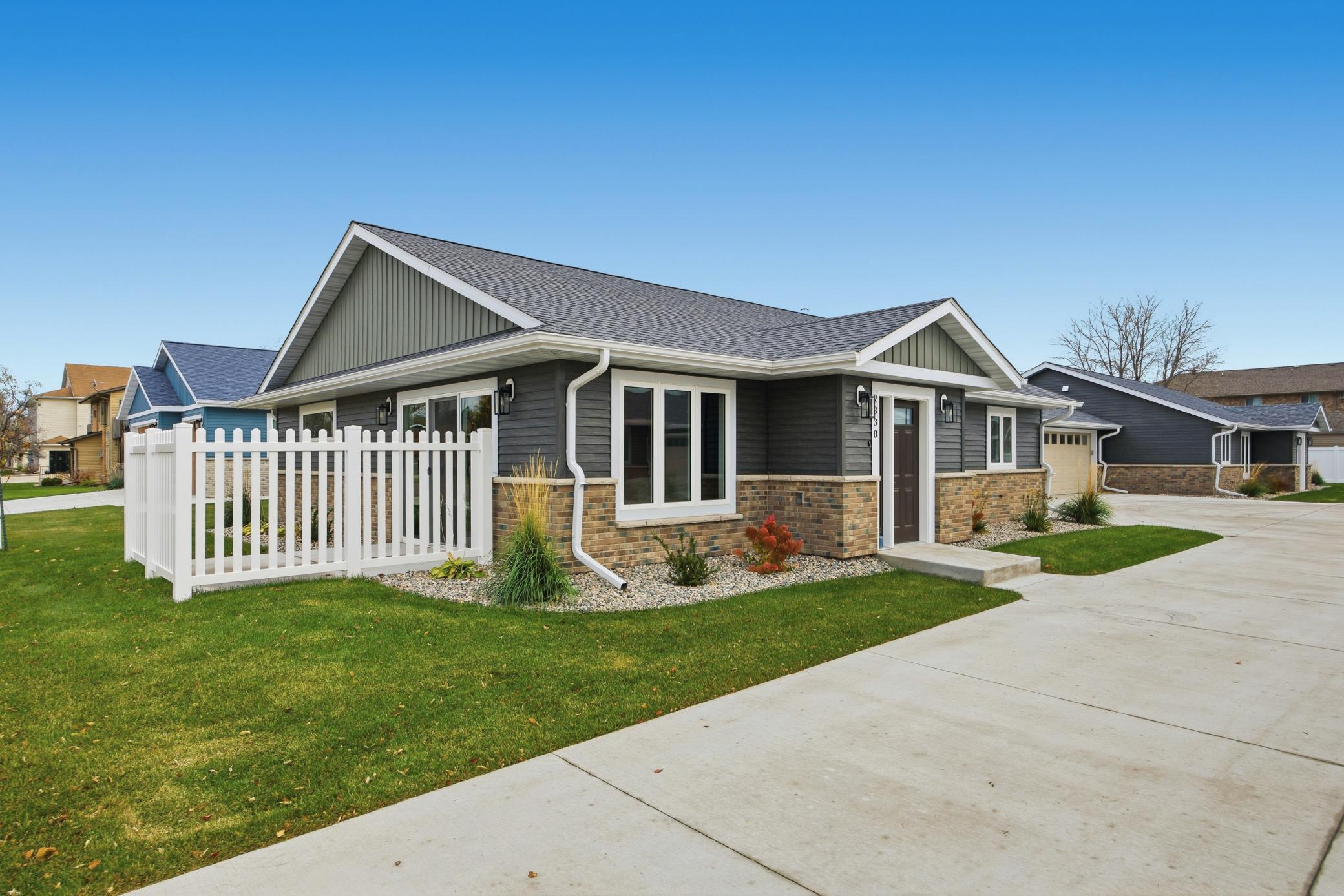 2330 30th Avenue South Fargo, ND 58103 - Photo 2 of 27