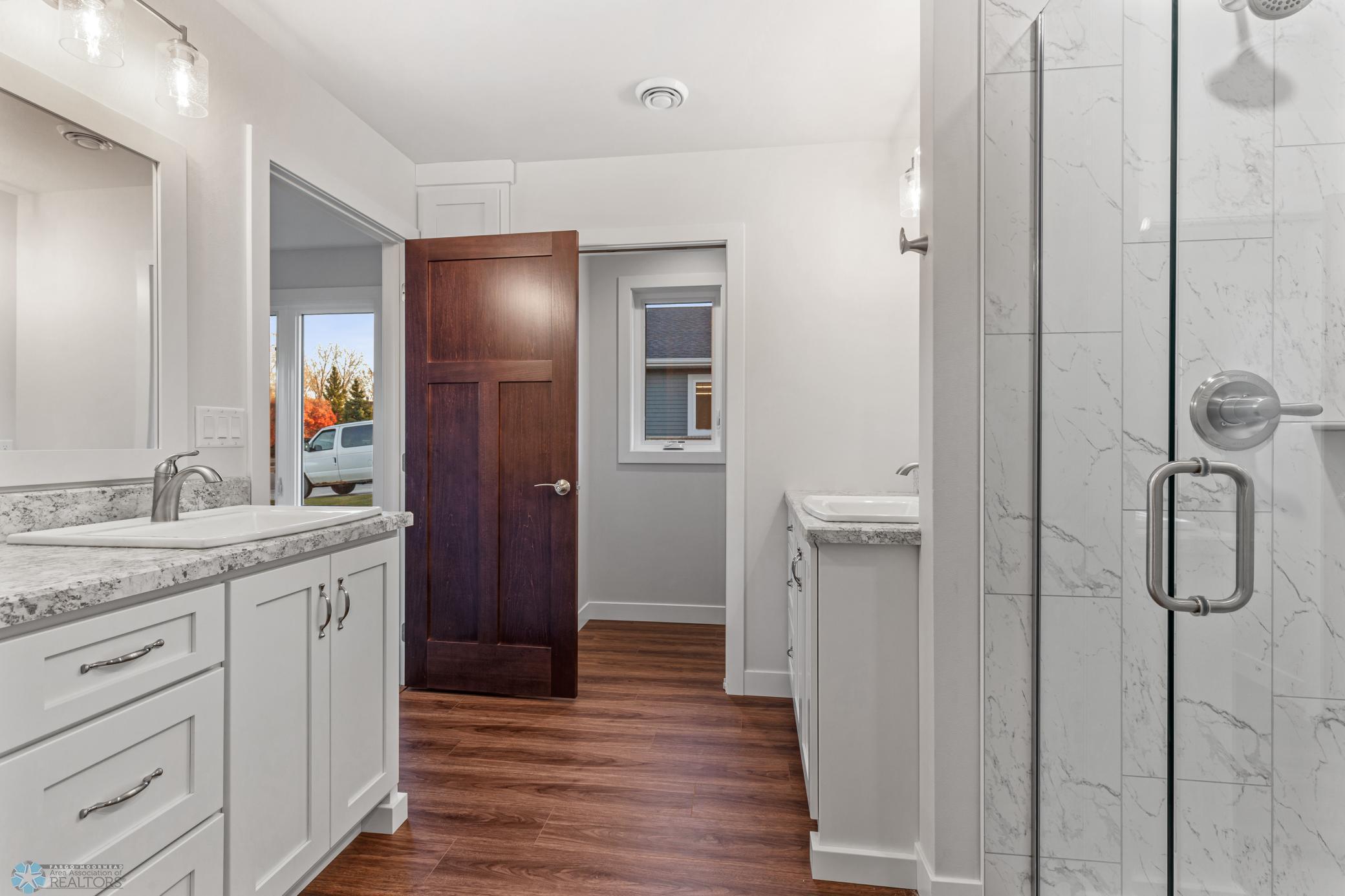 2330 30th Avenue South Fargo, ND 58103 - Photo 22 of 27