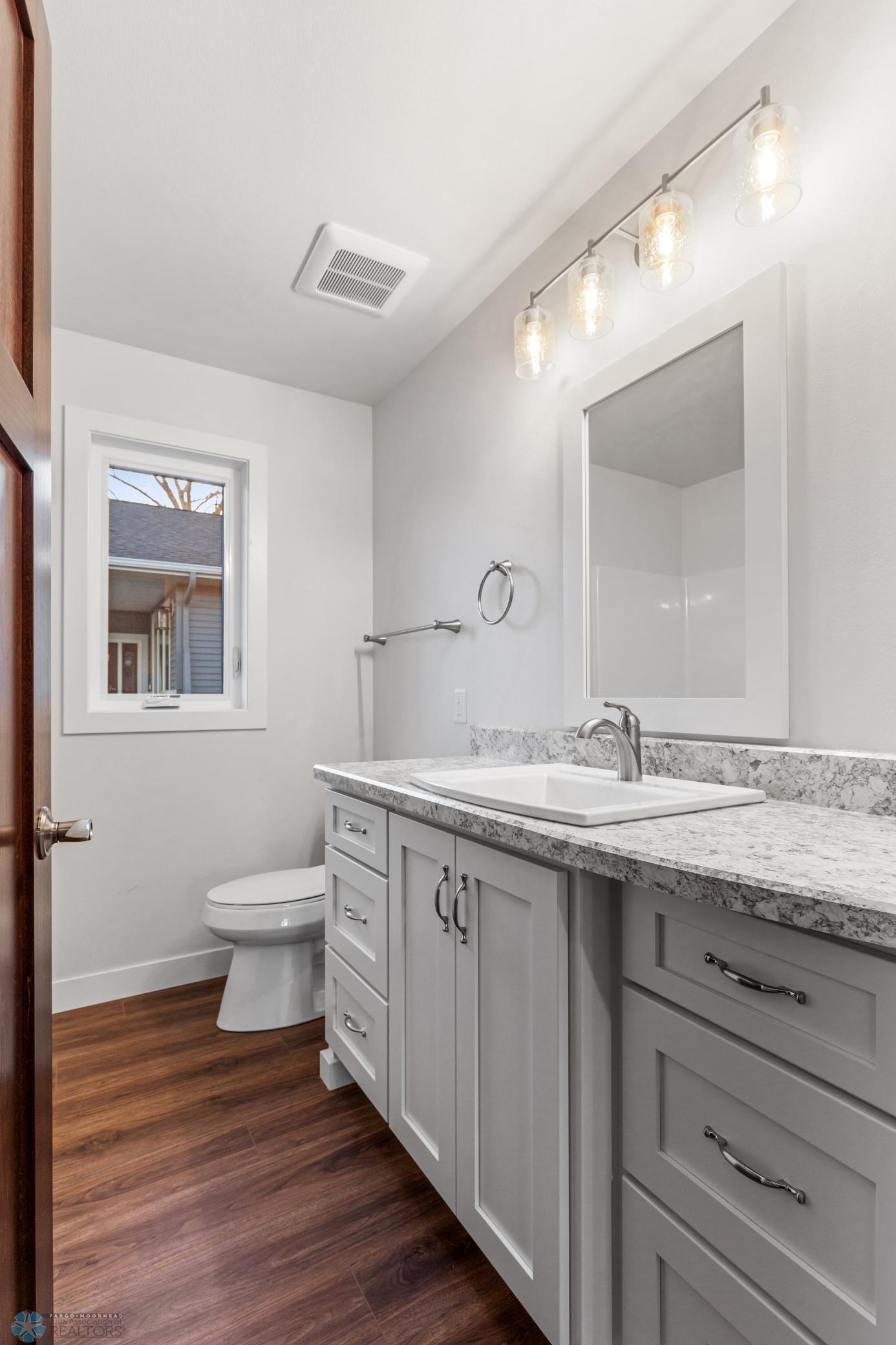 2330 30th Avenue South Fargo, ND 58103 - Photo 26 of 27