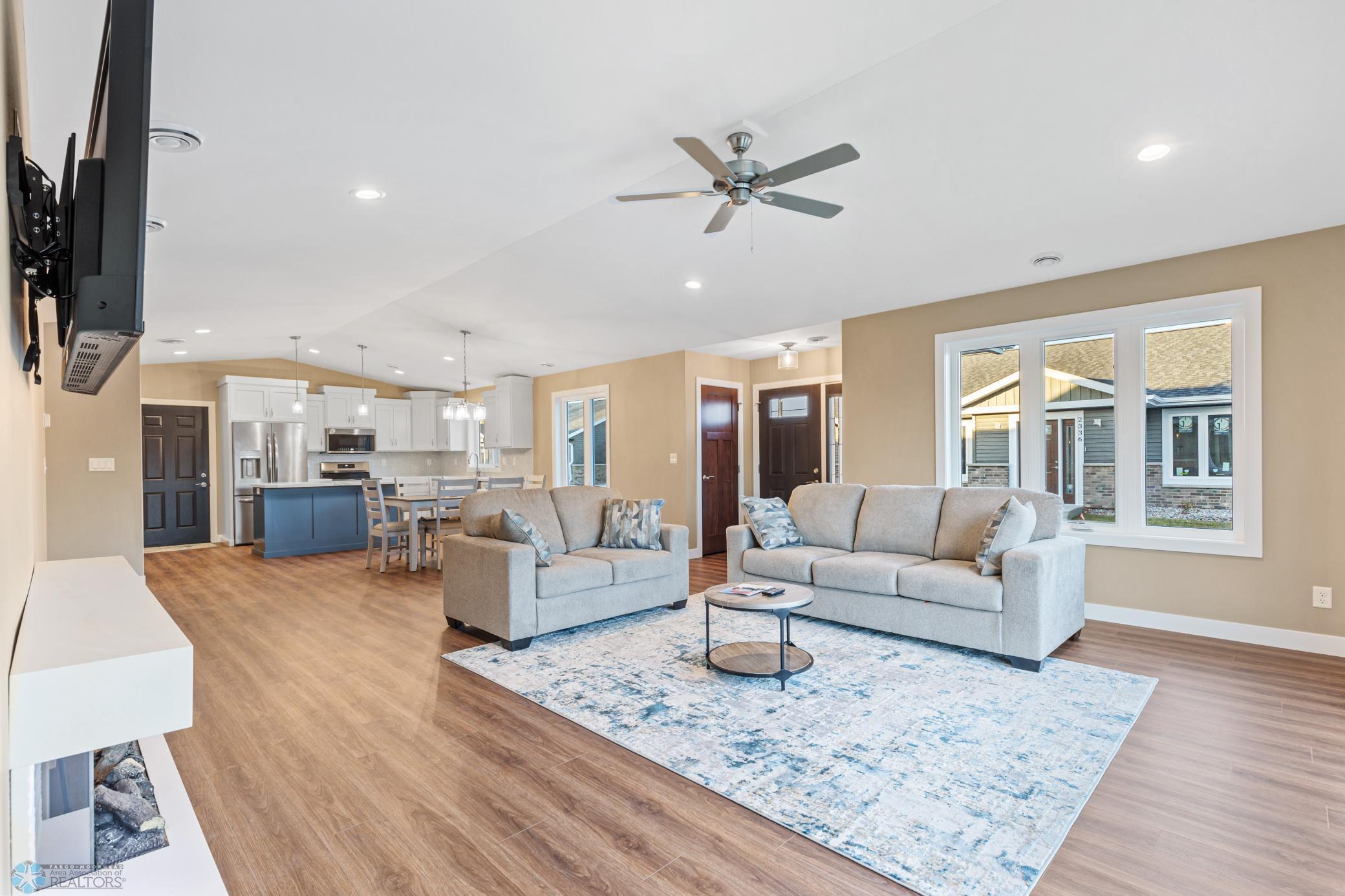 2330 30th Avenue South Fargo, ND 58103 - Photo 8 of 27