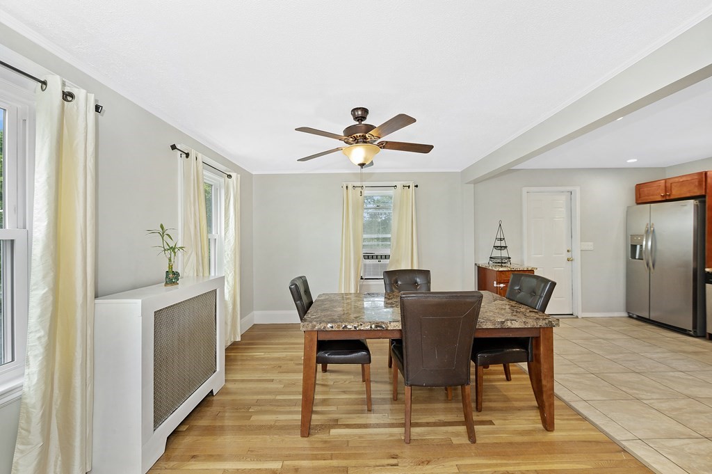 24 Riverside Court Saugus, MA 01906 - Photo 12 of 36