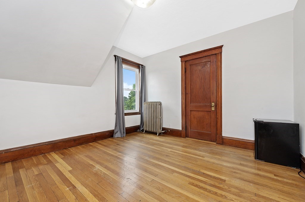 24 Riverside Court Saugus, MA 01906 - Photo 21 of 36