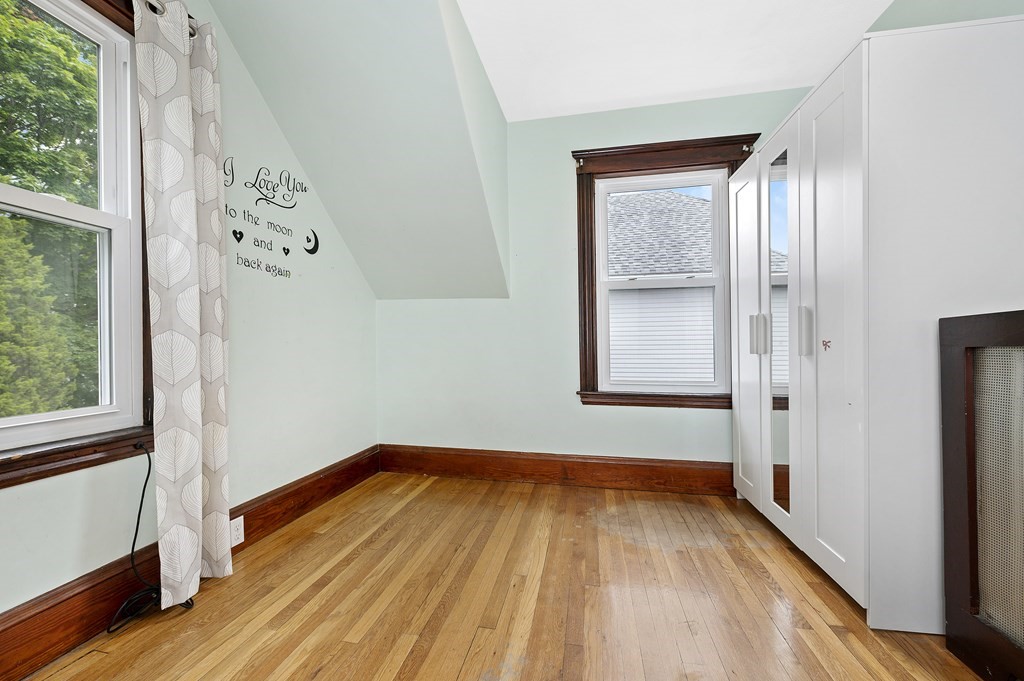 24 Riverside Court Saugus, MA 01906 - Photo 23 of 36