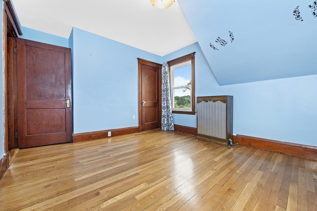 24 Riverside Court Saugus, MA 01906 - Photo 24 of 36