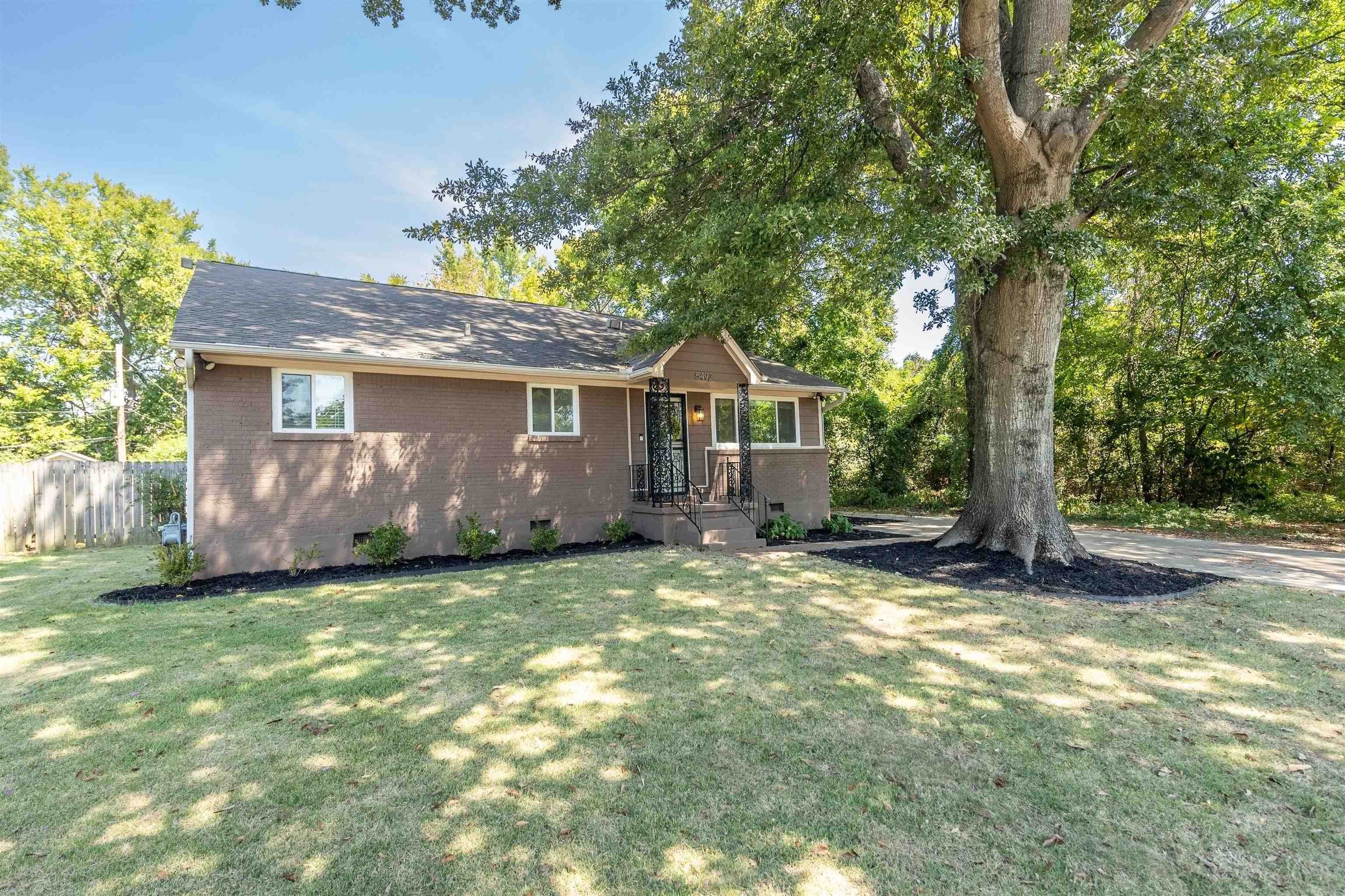 5492 Mesquite Road Memphis, TN 38120 - Photo 3 of 23 Gallery Image 3
