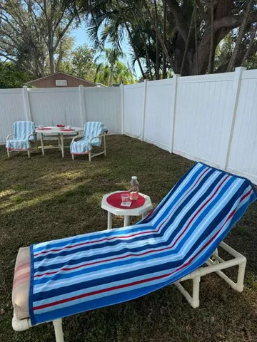 $4,500 | 2021 Valley Drive, Dunedin, FL 34698