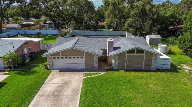 $4,500 | 2021 Valley Drive, Dunedin, FL 34698