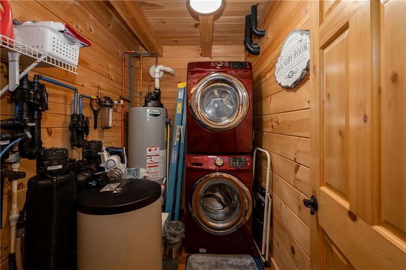3906 Master Road Emlenton, PA 16373 - Photo 22 of 31 a utility room with dryer and washer