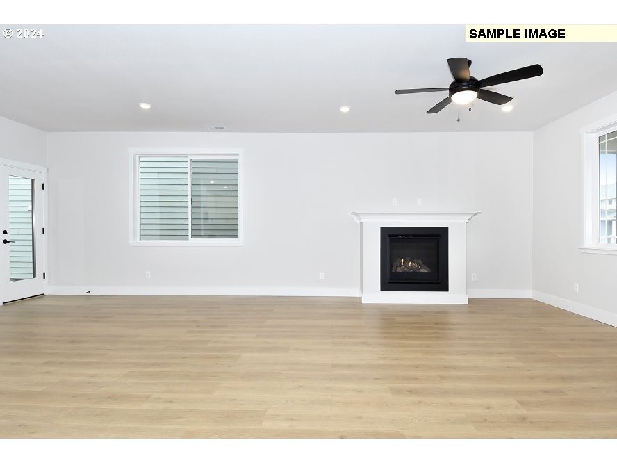 16578 Southwest Perth Road Tigard, OR 97224 - Photo 7 of 13 Gallery Image 7