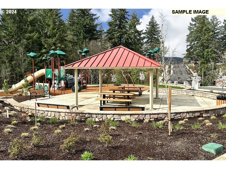16578 Southwest Perth Road Tigard, OR 97224 - Photo 10 of 13 Gallery Image 10