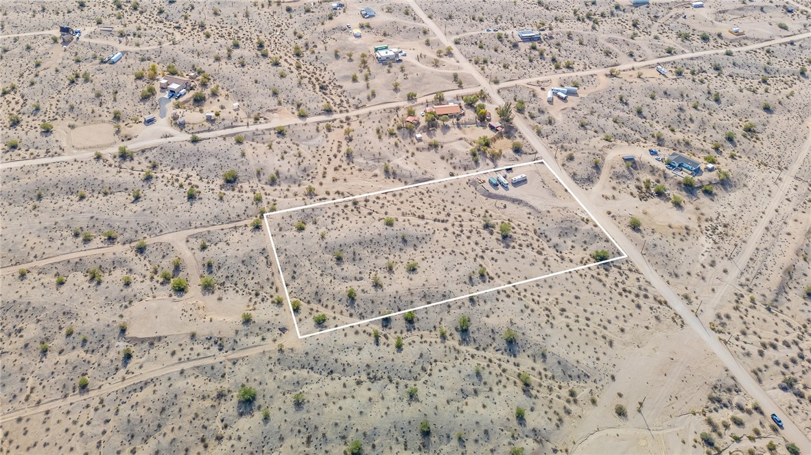 16712 Lawton Road Yucca, AZ 86438 - Photo 3 of 12 Aerial View